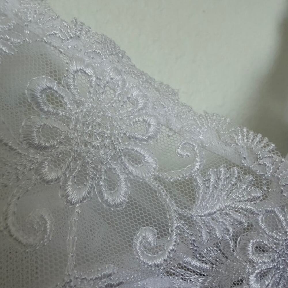 WiesMANN Bra 40F White Floral Underwired‎ Jewel Detail Unlined Lacy Romantic - Picture 3 of 13